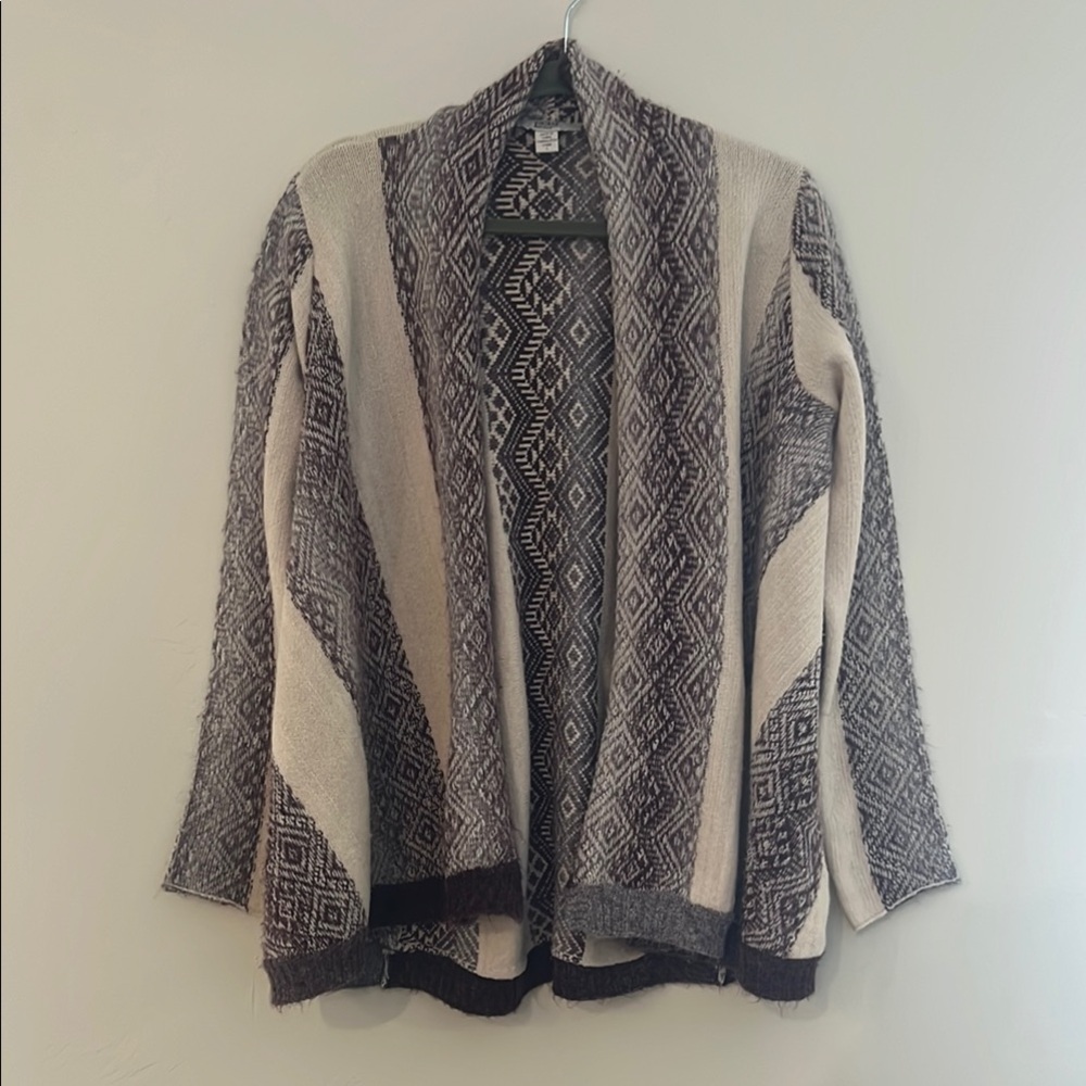 Vintage America Blues Mirabelle Patterned Cream and Burgunday Women Sweater Lg